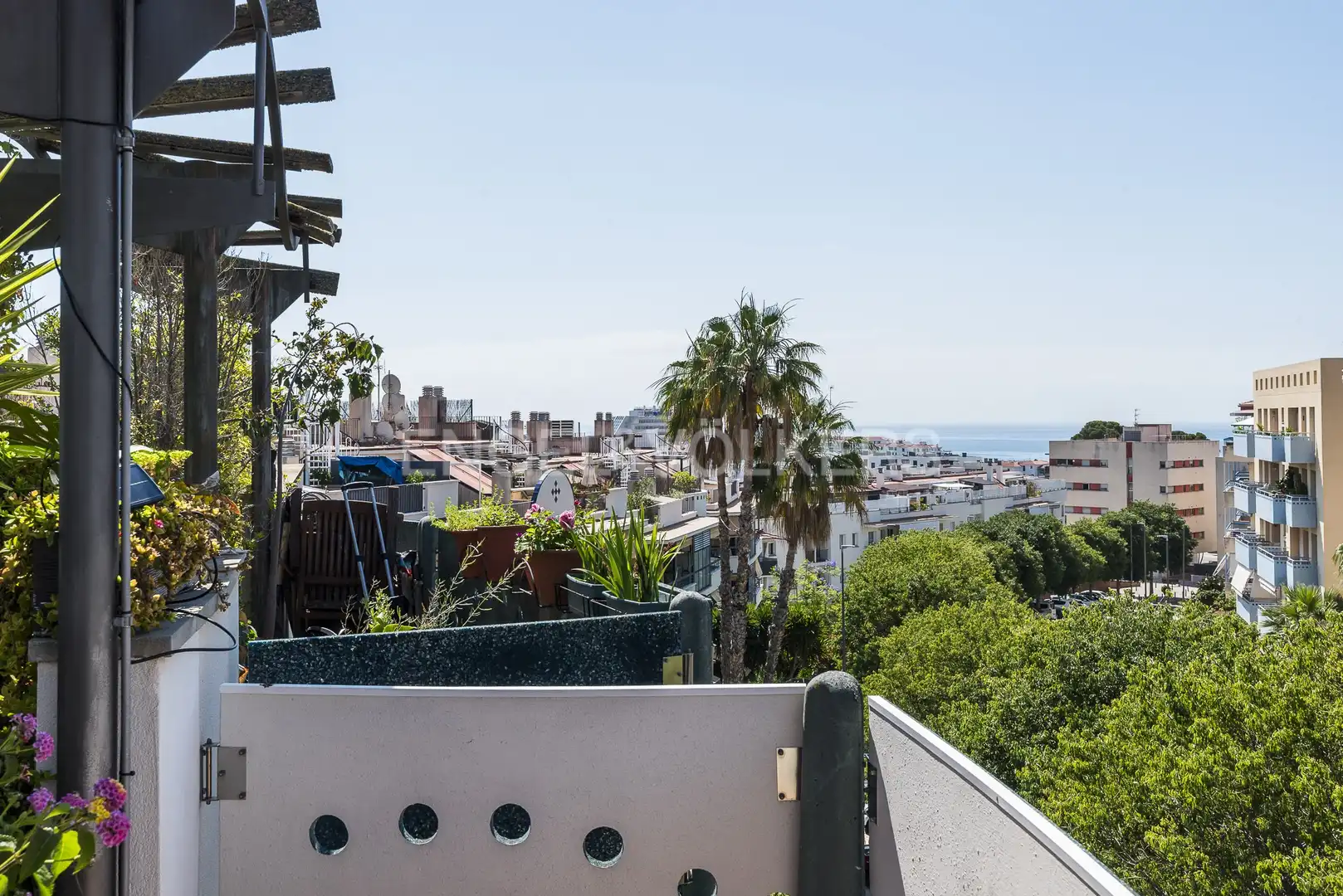 Exterior view of Attic for rent in Sitges  with Air Conditioner, Heating and Parquet flooring
