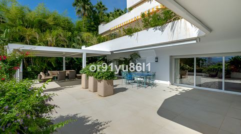 Apartamento de Planta Media en venta en la Milla de Oro