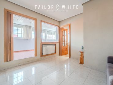 Wohnung mit Aufzug zum Verkauf in Calle del Cardenal Silíceo