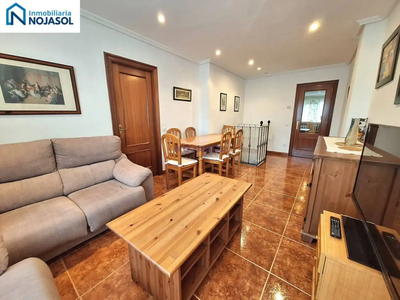 Wohnzimmer von Wohnung zur Miete in Noja mit Heizung, Privatgarten und Terrasse