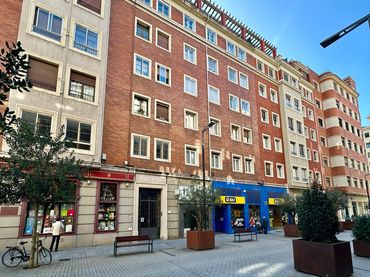 Wohnung mit Aufzug zum Verkauf in Calle TAFALLA 13