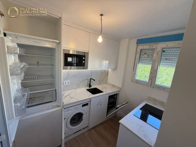 Piso en Venta en CALLE JUAN ANTONIO CAVESTANY, 2 en La Calzada - La Florida