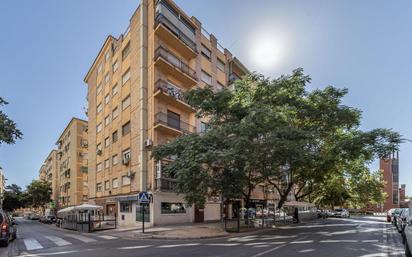 Exterior view of Flat for sale in  Granada Capital  with Terrace and Balcony