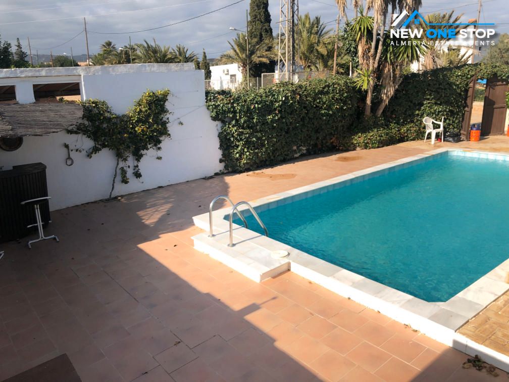Piscina de Finca rústica en venda en Los Gallardos amb Aire condicionat, Calefacció i Jardí privat