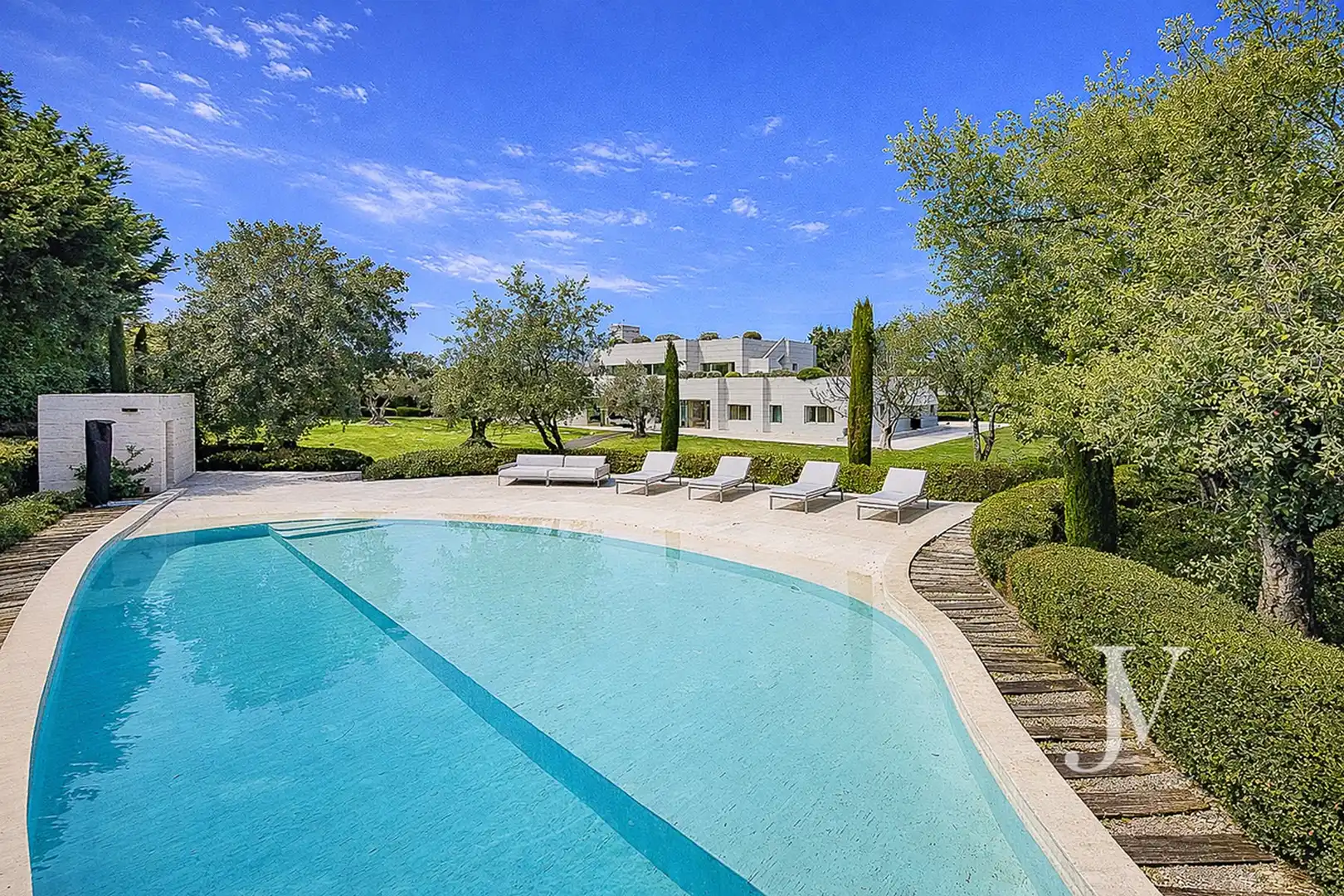 Piscina de Casa o xalet en venda en Pozuelo de Alarcón amb Aire condicionat, Calefacció i Jardí privat