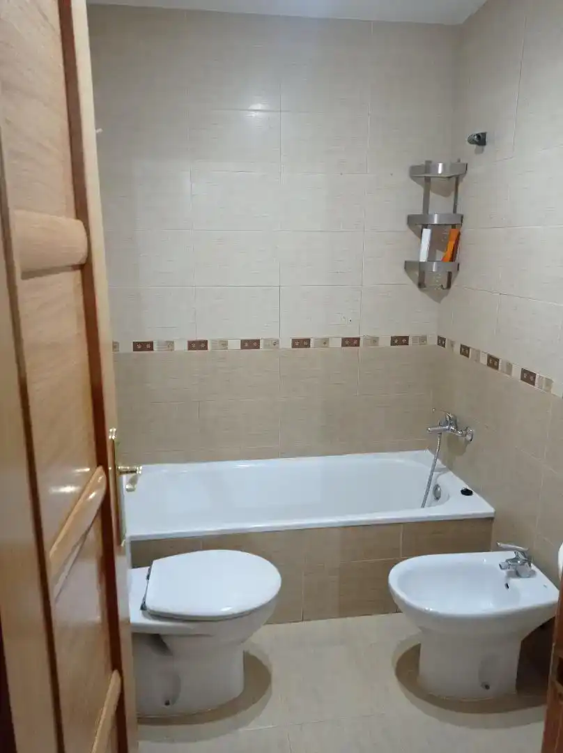Baño de Piso en venta en Herencia con Aire acondicionado, Parquet y Trastero