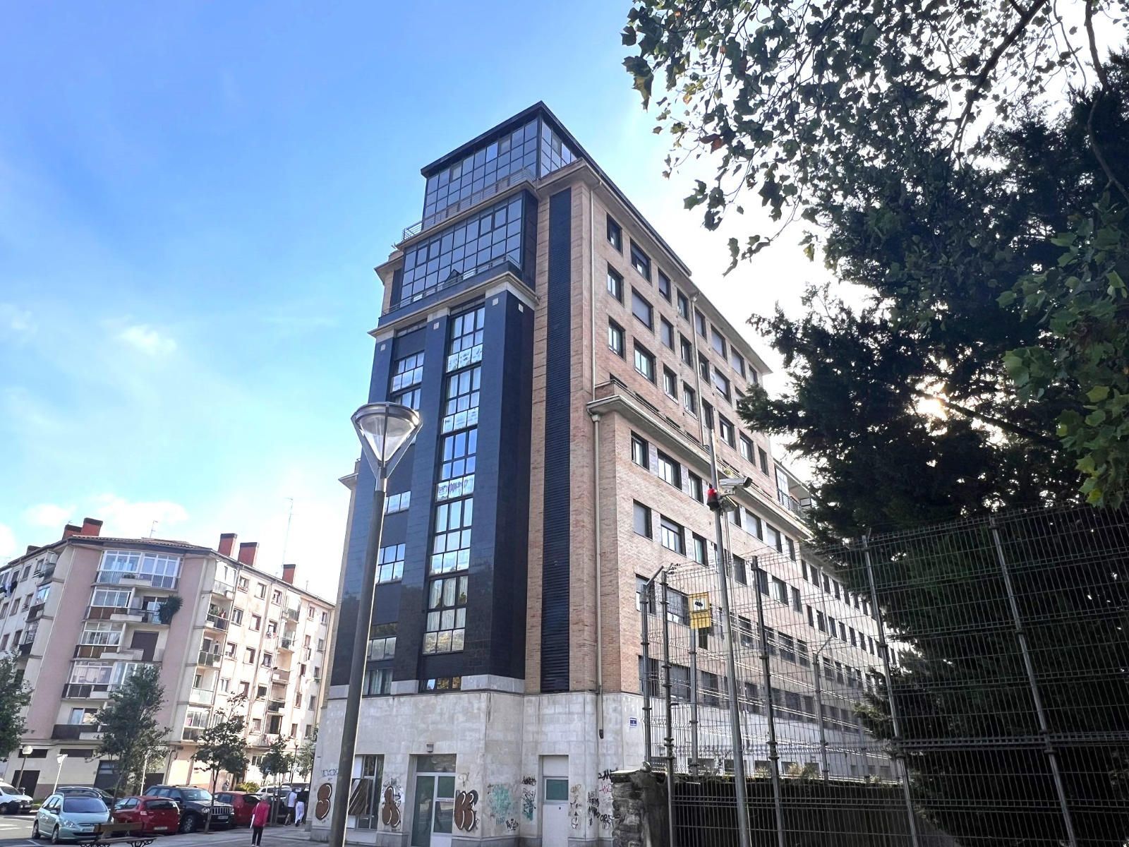 Exterior view of Flat for sale in Lasarte-Oria  with Heating and Terrace