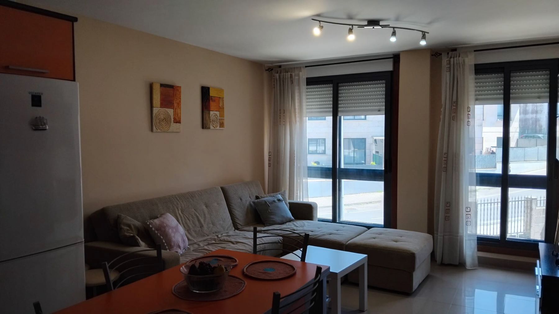 Sala d'estar de Apartament en venda en Ribeira amb Calefacció, Traster i Moblat