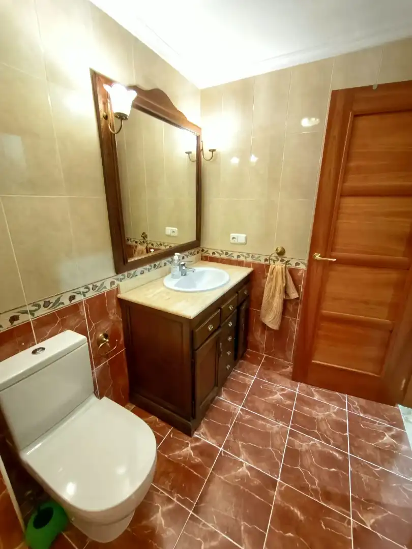 Badezimmer von Dachboden zur Miete in Feria