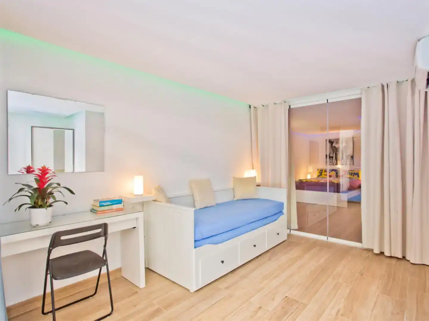 Habitación de Casa o chalet en venta en Marbella con Aire acondicionado, Jardín privado y Trastero