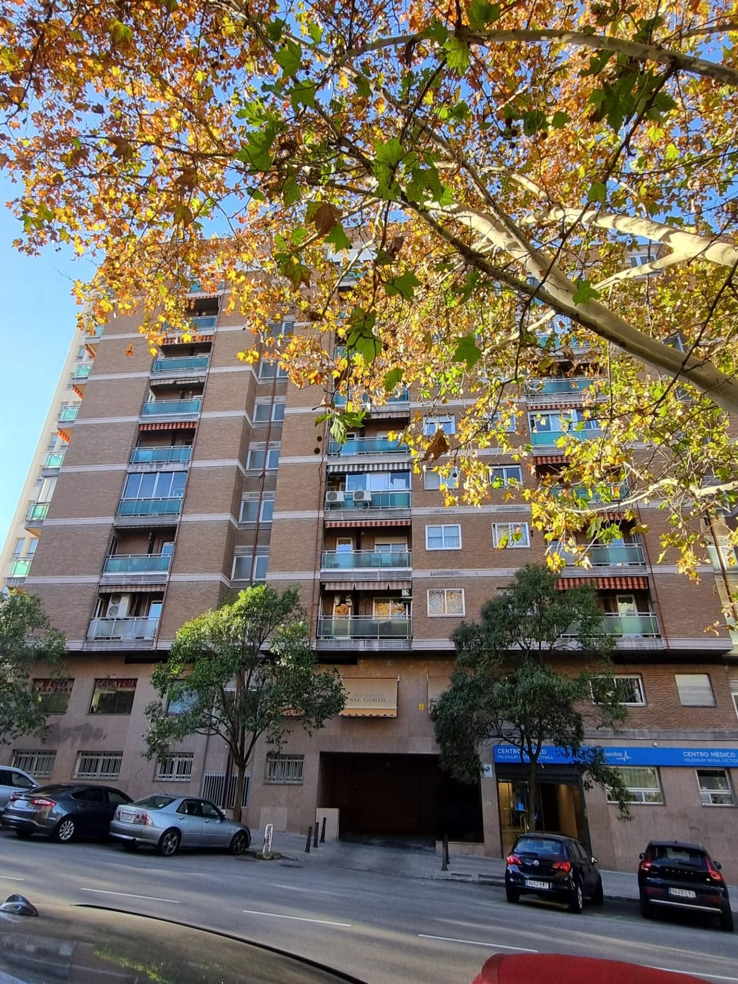 Exterior view of Garage for sale in  Madrid Capital