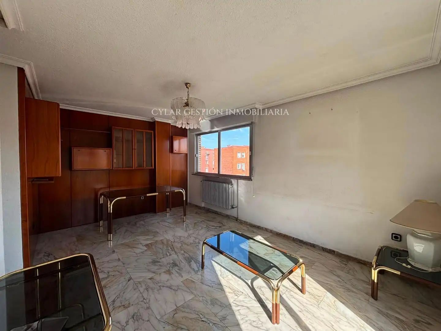 Sala de estar de Piso en venta en Salamanca con Calefacción, Terraza y Piscina