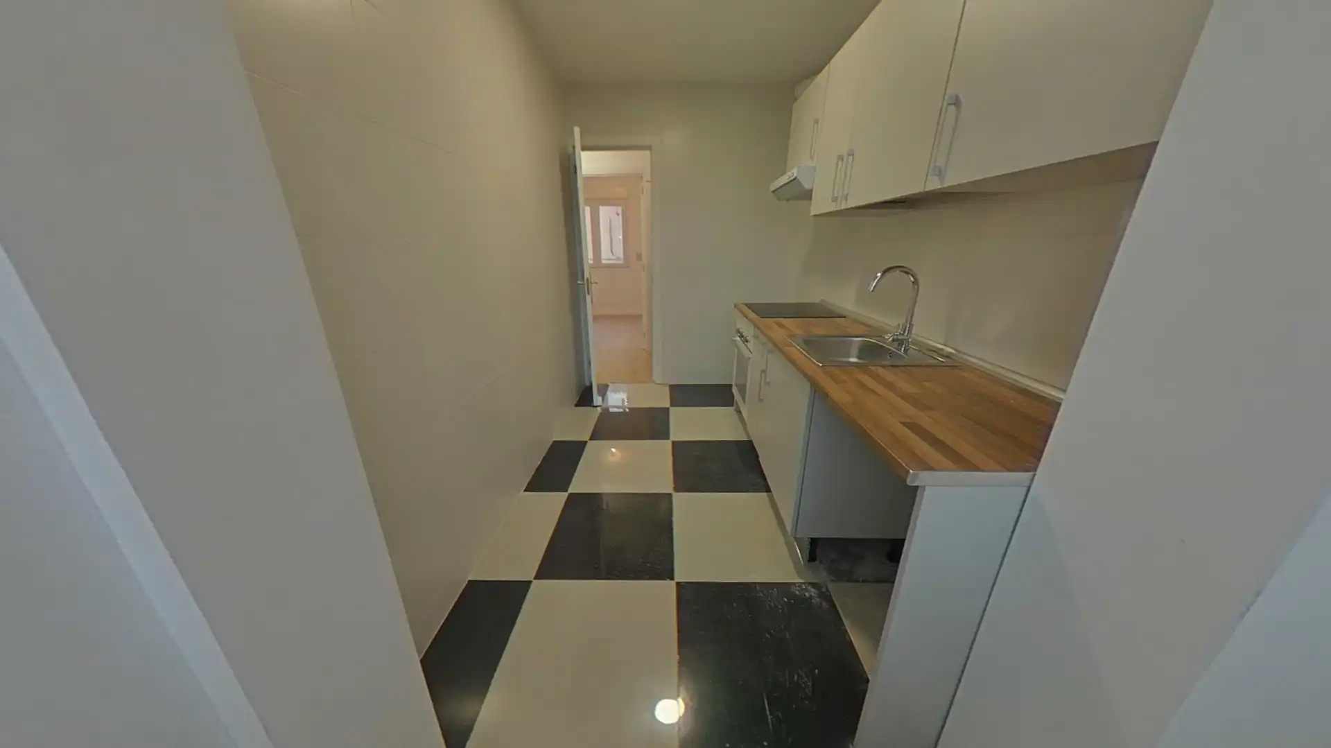 Cuina de Pis en venda en Madrid amb Parquet