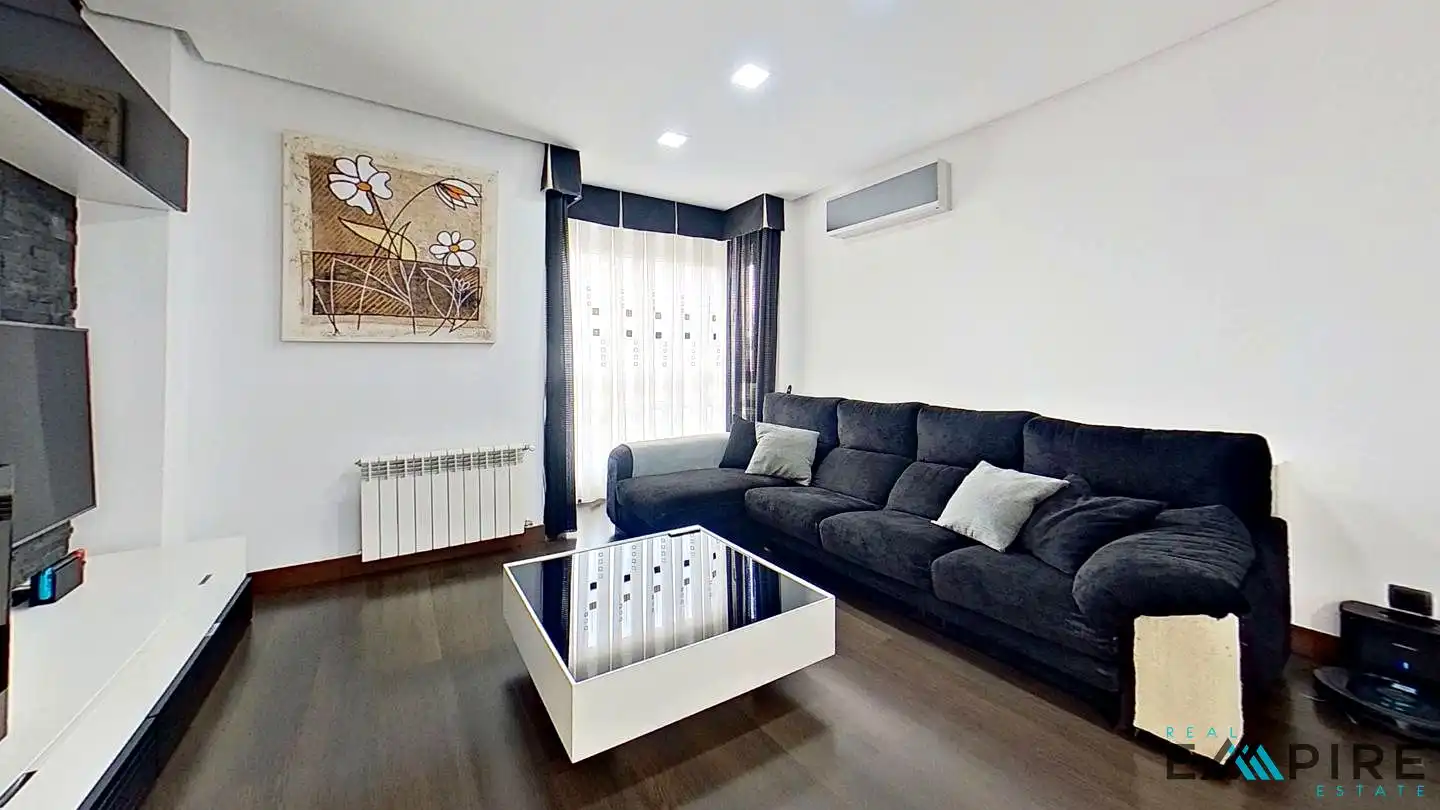 Piso en venta en Cristina Sánchez, Centro