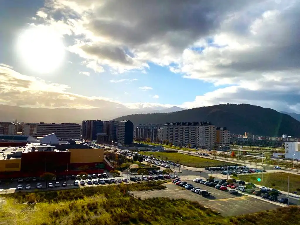 Vista exterior de Garatge en venda en Ponferrada