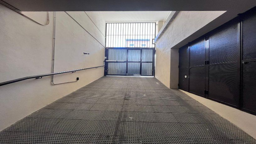 Garage for sale in Churriana de la Vega