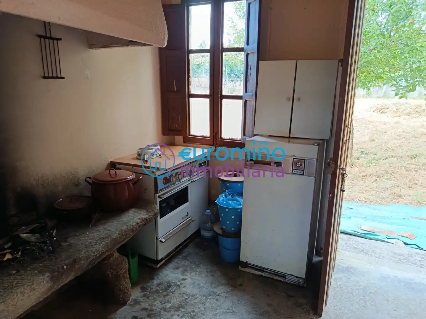 Cocina de Casa o chalet en venta en Salvaterra de Miño con Jardín privado, Trastero y Amueblado
