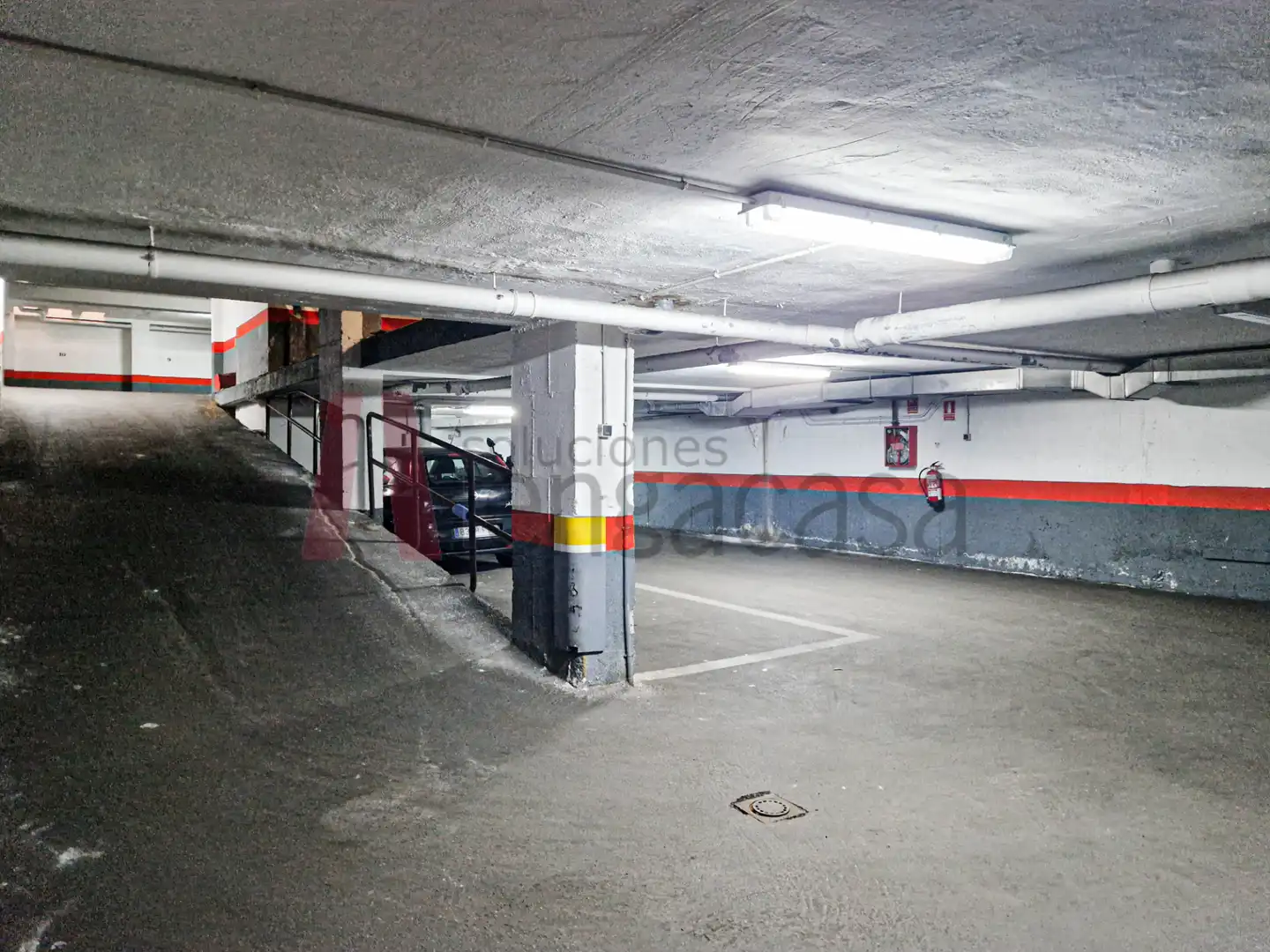 Parkplatz von Garage zum Verkauf in Madrid