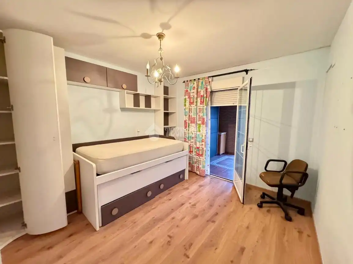 Habitación de Casa adosada en venta en Yepes
