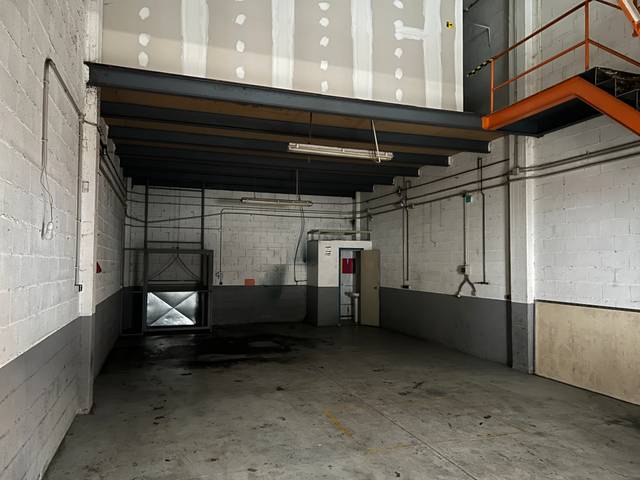 Nave industrial en Venta en Rúa Paraguai en Vioño