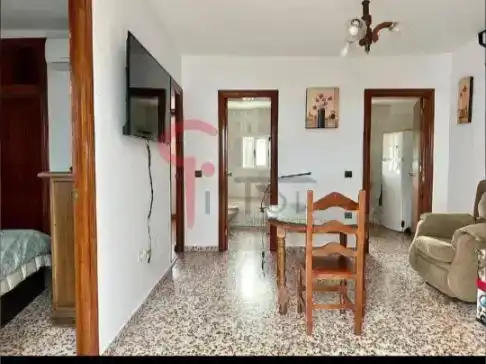 Wohnzimmer von Wohnung zum Verkauf in Igualeja mit Klimaanlage, Parkett und Abstellraum