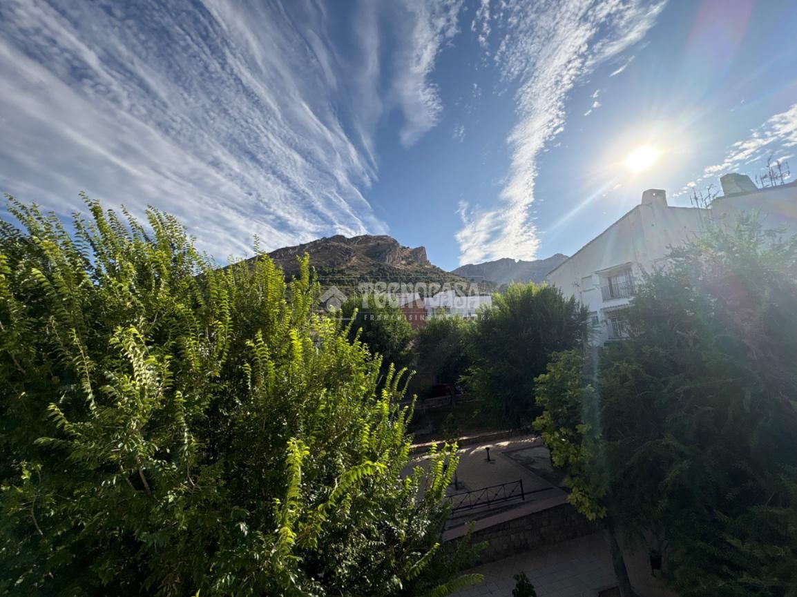 Vista exterior de Pis en venda en  Jaén Capital