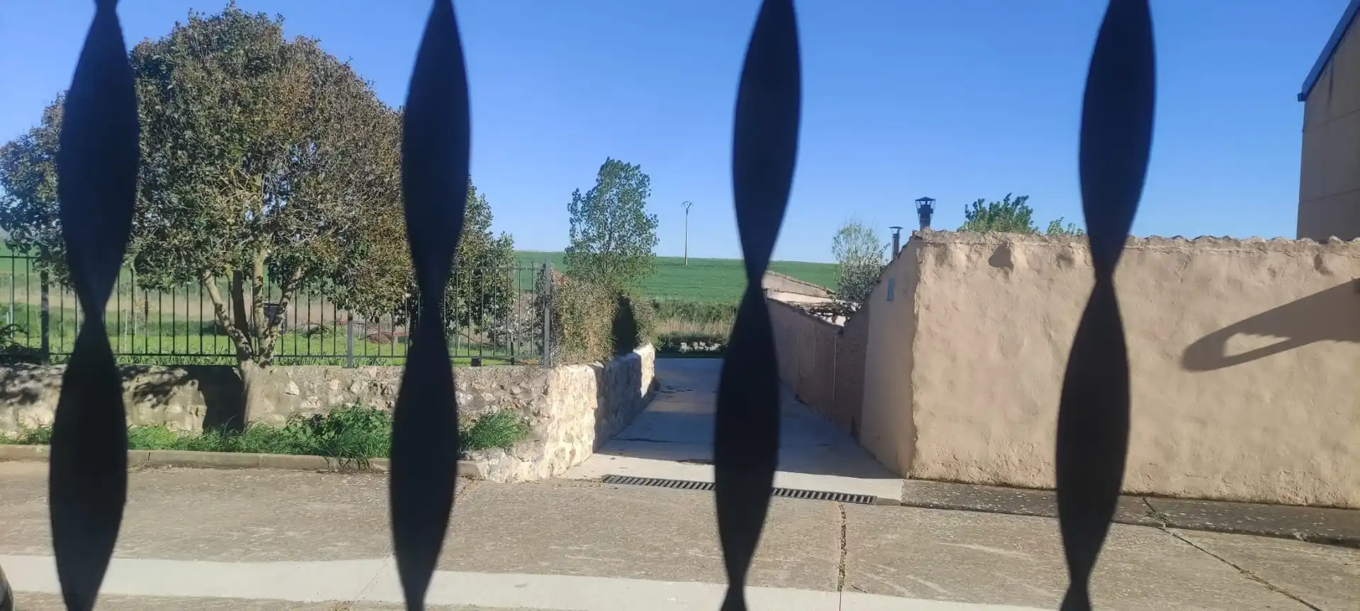 Vista exterior de Finca rústica en venta en San Cebrián de Campos con Calefacción, Trastero y Amueblado