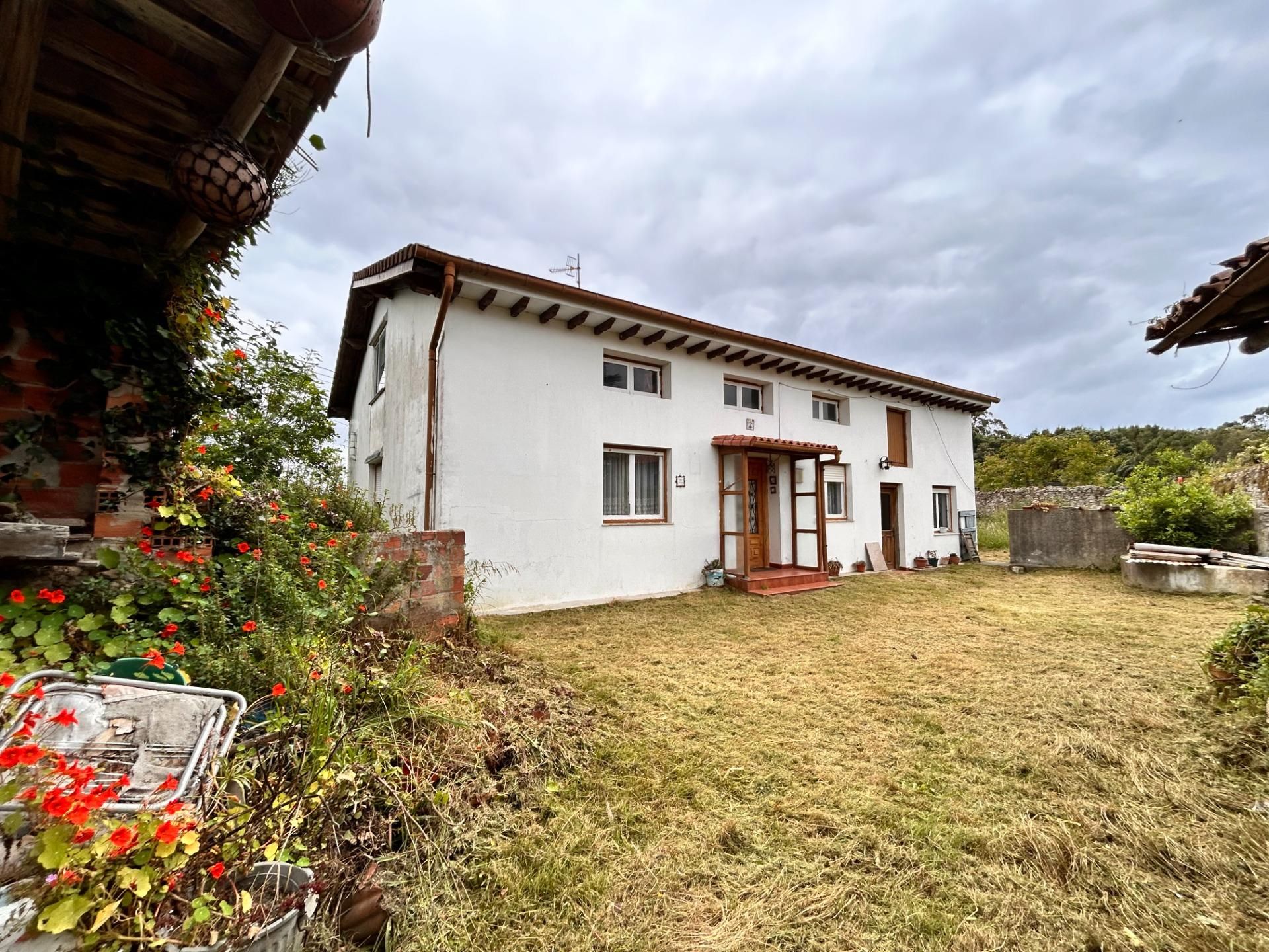 Exterior view of House or chalet for sale in Noja  with Private garden, Terrace and Storage room
