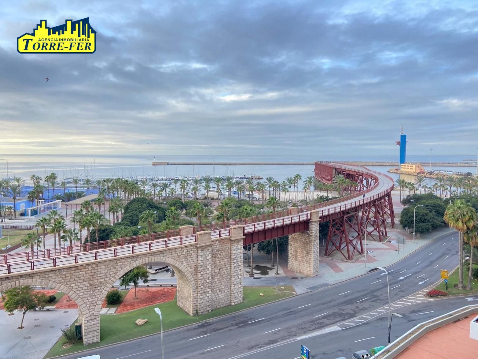 Exterior view of Flat to rent in  Almería Capital  with Air Conditioner, Terrace and Balcony