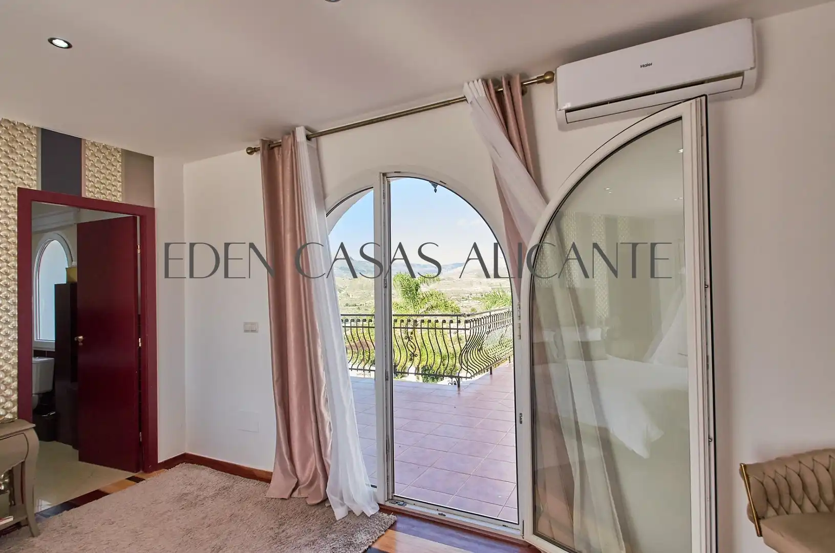 Detached house with pool for sale in Calle Carrasqueta, imagen 52