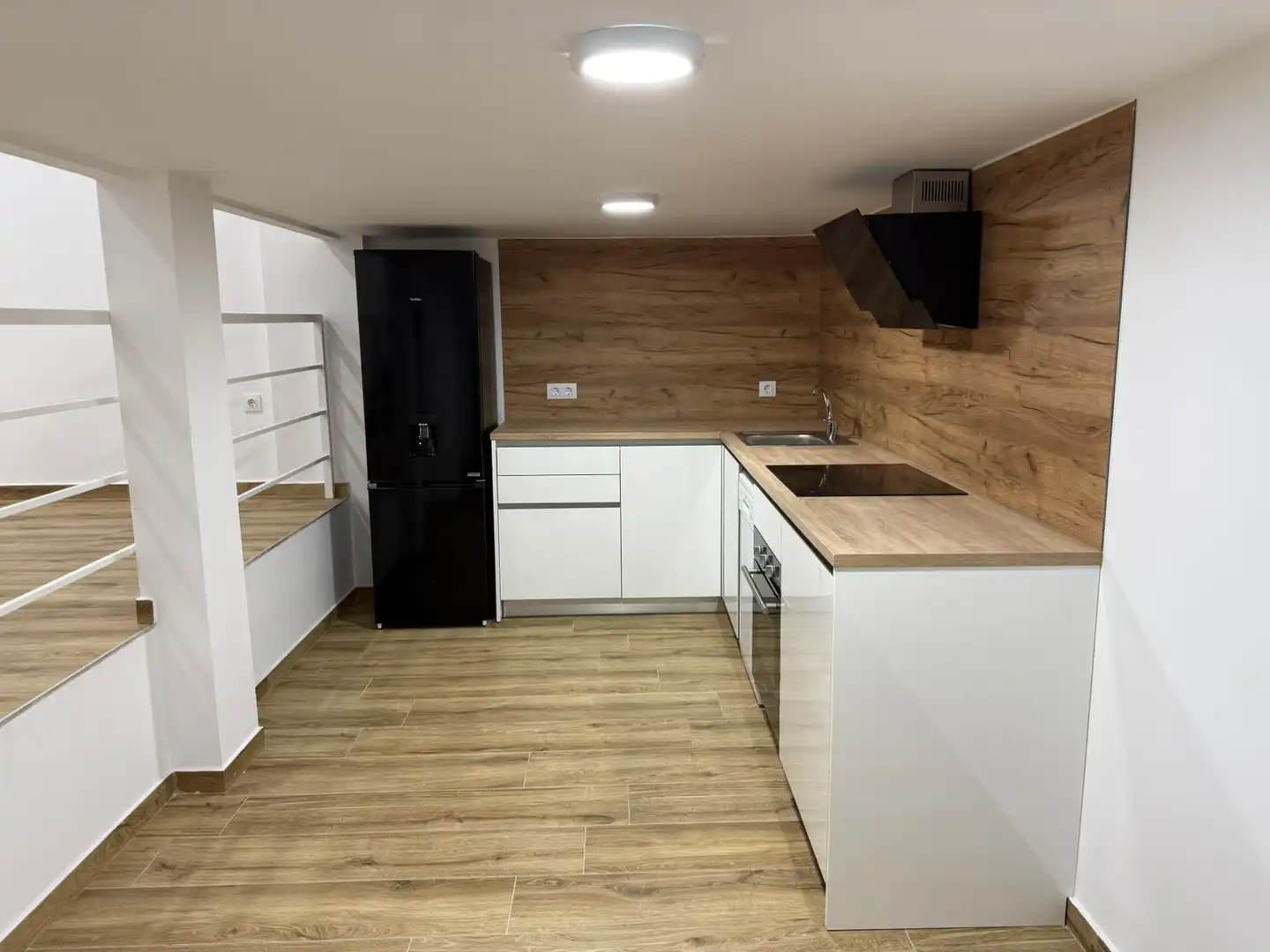 Cuina de Planta baixa de lloguer en  Madrid Capital amb Aire condicionat, Calefacció i Forn