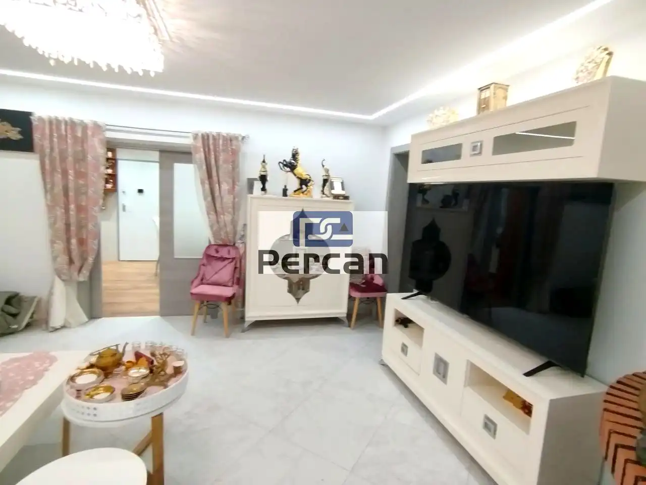Sala d'estar de Casa o xalet en venda en El Campello amb Aire condicionat, Jardí privat i Terrassa