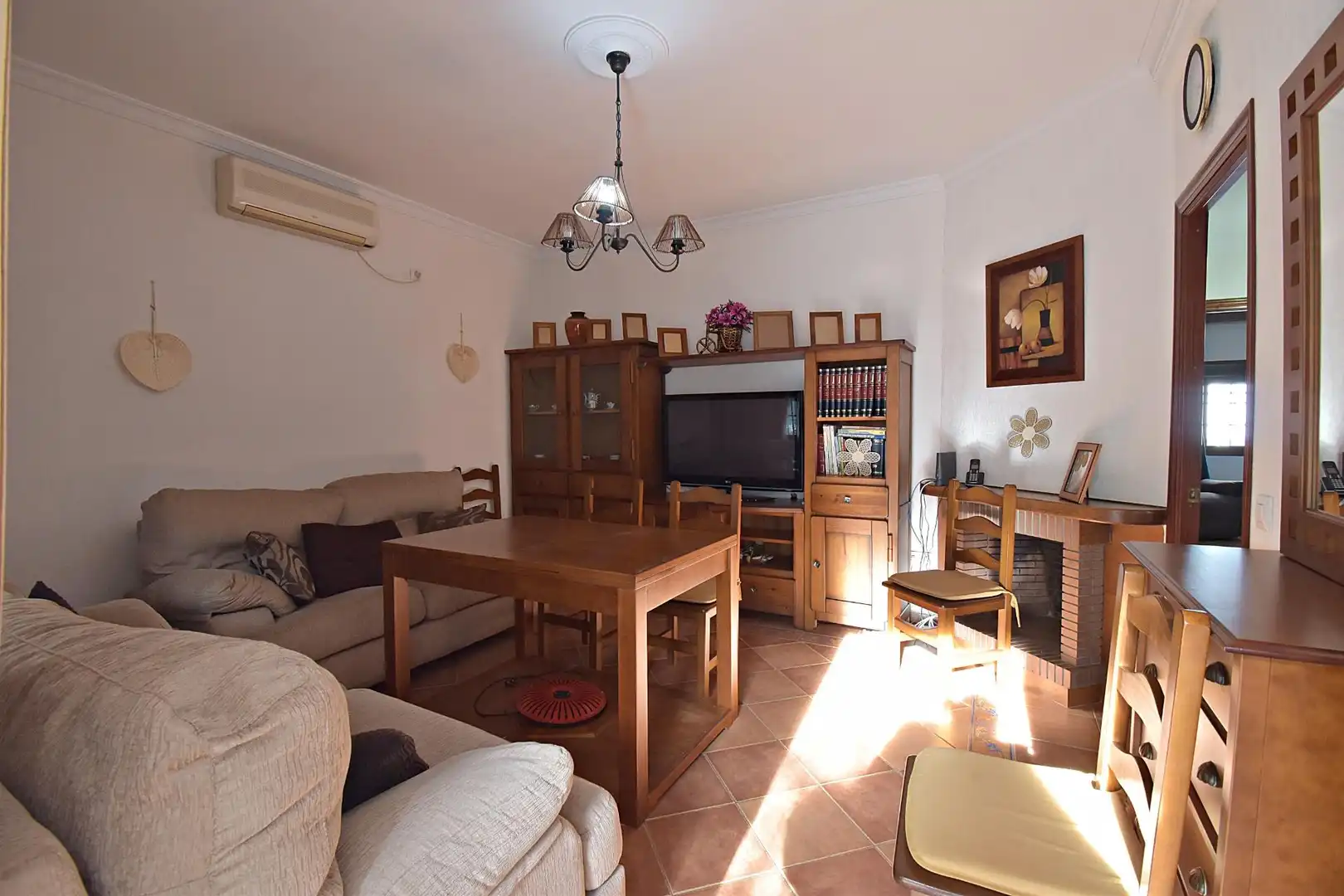 Living room of Houses for sale in Jerez de la Frontera  with Air Conditioner and Private garden