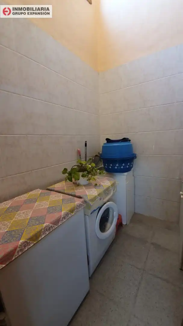 Bany de Casa o xalet en venda en Elche / Elx amb Calefacció, Jardí privat i Terrassa