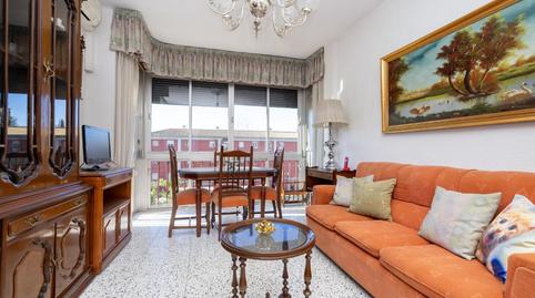 Foto 2 de Piso en venta en Avenida Cruz del Sur, Pajaritos,  Granada Capital