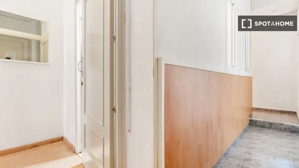 Flat with terrace to rent in Eixample, imagen 17
