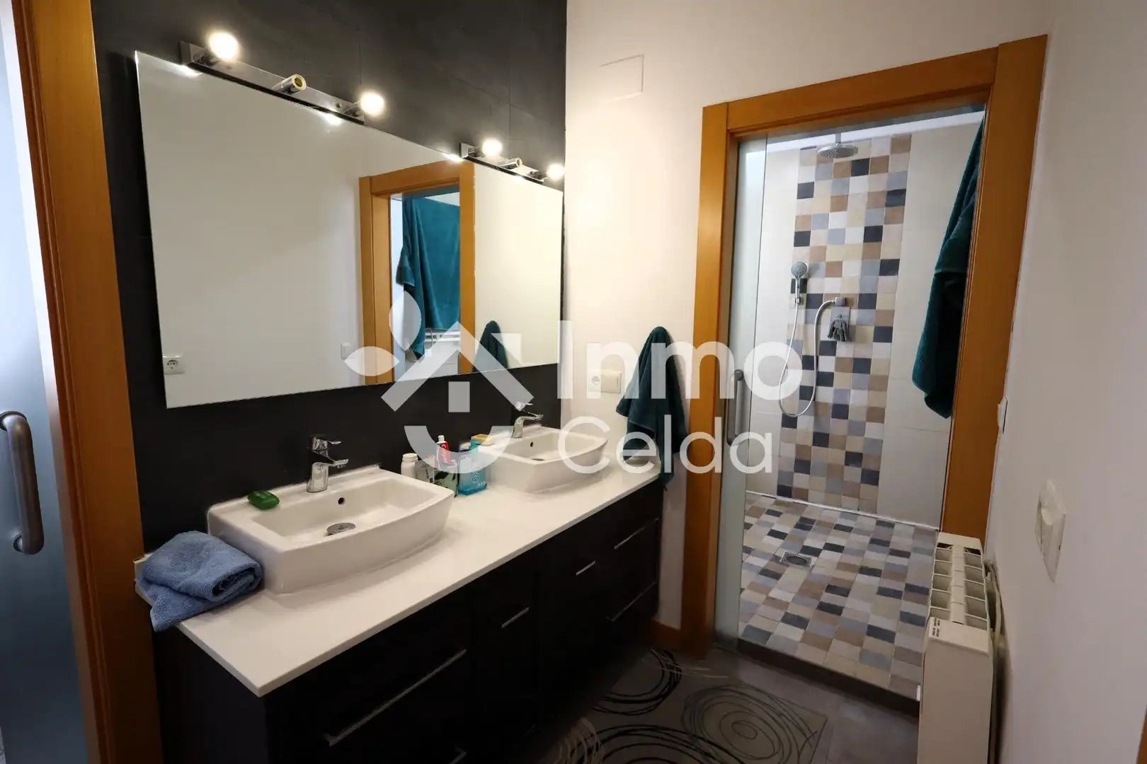 Baño de Casa o chalet en venta en Chiva con Aire acondicionado, Calefacción y Jardín privado