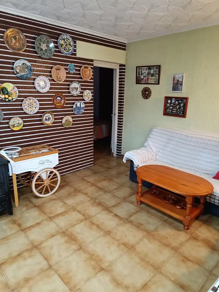 Sala d'estar de Casa o xalet en venda en Zuera amb Jardí privat i Piscina comunitària