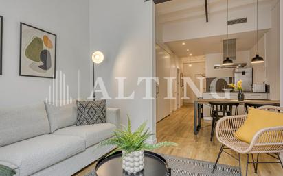 Living room of Flat for sale in  Barcelona Capital  with Air Conditioner, Heating and Terrace