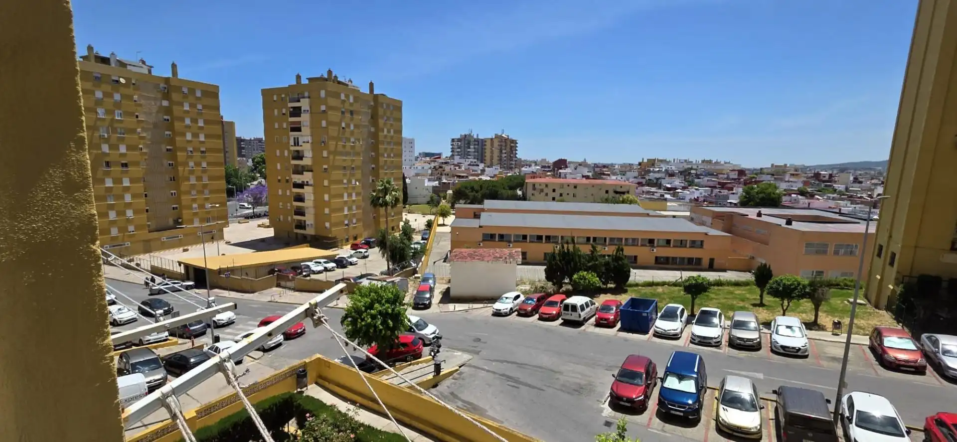Vista exterior de Pis en venda en Algeciras