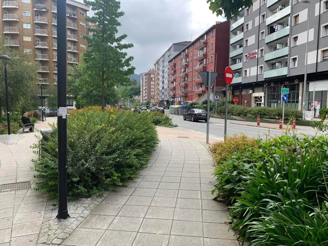 Local comercial en venta en Marques de Valdespina Kalea, imagen 4