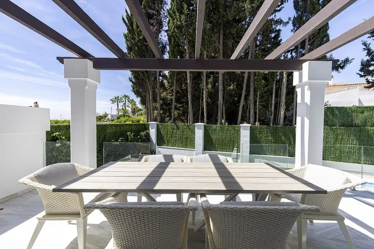 Reihenhaus mit Pool zum Verkauf in Estepona,Centro,Avenida Juan Carlos I, imagen 8
