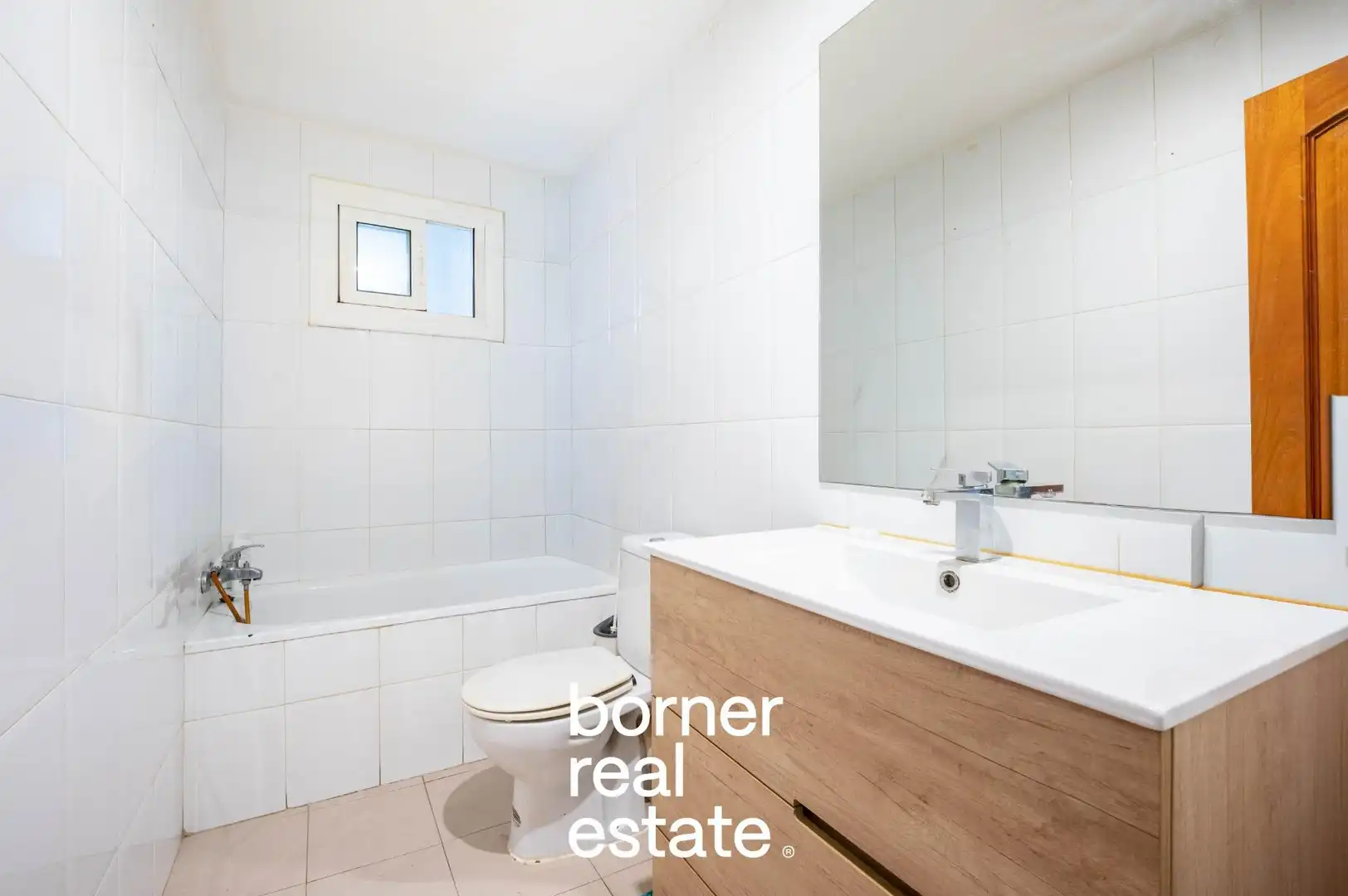 Baño de Piso en venta en Sant Cugat del Vallès con Calefacción y Balcón
