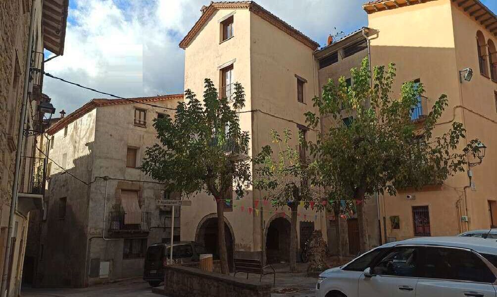Vista exterior de Pis en venda en La Vall d'en Bas