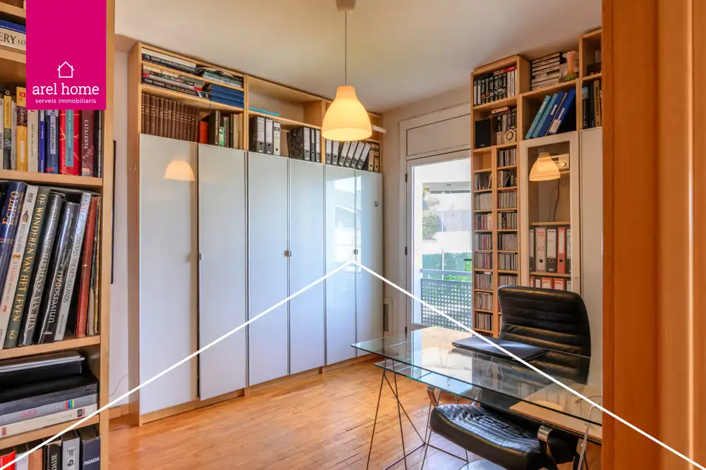 Bedroom of Houses for sale in Sant Just Desvern  with Heating, Private garden and Parquet flooring