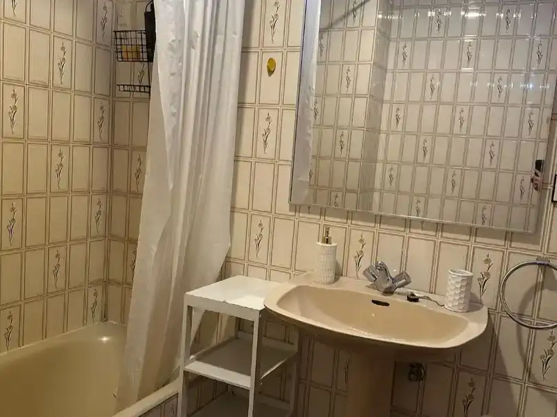 Bany de Pis en venda en  Madrid Capital amb Balcó