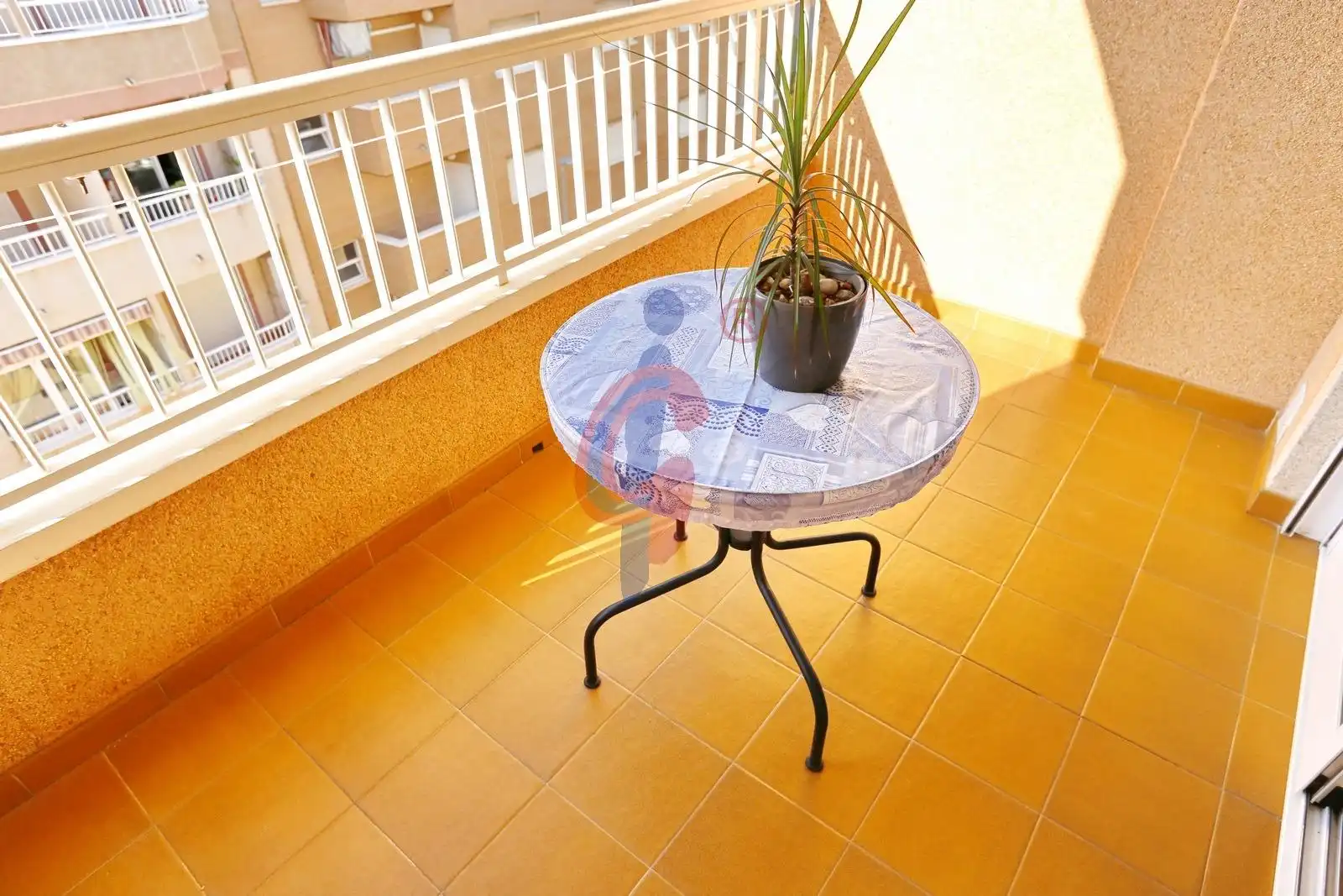 Piso con ascensor en venta en Calle Calle Pintor Antonio López 7, imagen 3