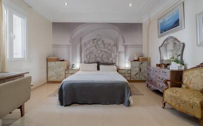 Bedroom of Flat for sale in  Valencia Capital  with Air Conditioner