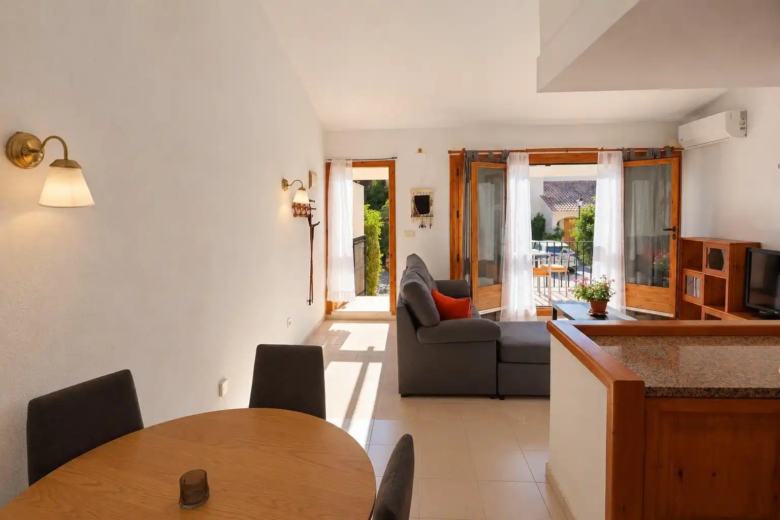 Casa a schiera con piscina in affitto a Avenida Avenida Escandinàvia 63, imagen 10