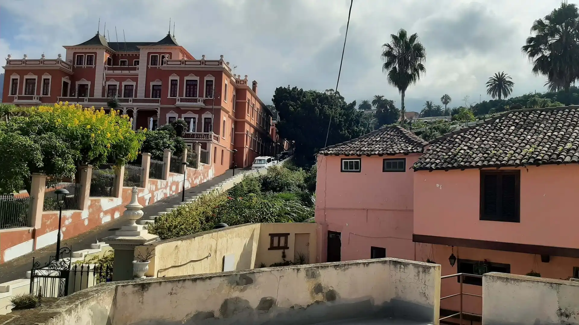 Vista exterior de Casa adosada en venta en La Orotava con Terraza